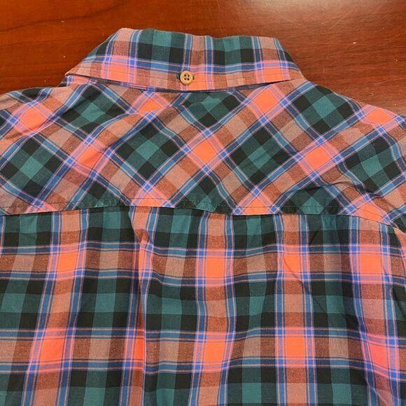 Duluth Trading Untucked Relaxed Fit Hidden Pocket Plaid Button Down Shirt sz L - Picture 8 of 9
